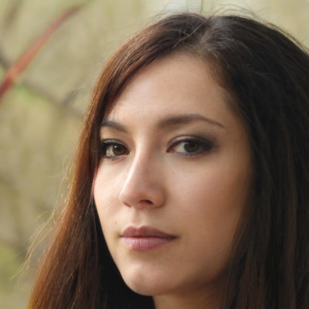 Portrait von Marlene Hoffmann, erfolgreiche Absolventin
